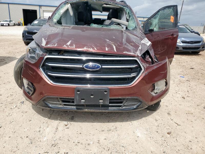 1FMCU0GD7JUB47917 - 2018 FORD ESCAPE SE MAROON photo 11