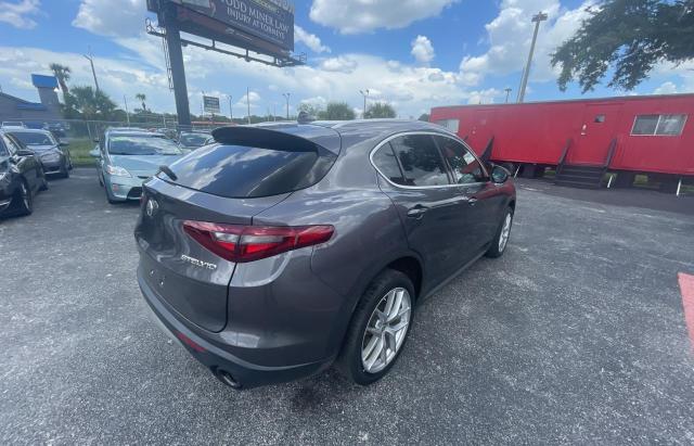 ZASPAKBNXK7C36933 - 2019 ALFA ROMEO STELVIO TI GRAY photo 4