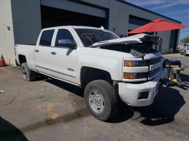 1GC1KXE80GF211017 - 2016 CHEVROLET SILVERADO K2500 HIGH COUNTRY WHITE photo 1