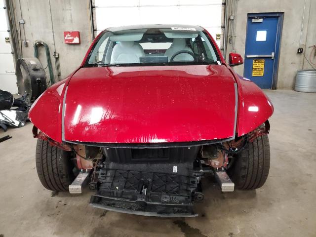7SAYGDEE0TF338047 - 2026 TESLA MODEL Y RED photo 5