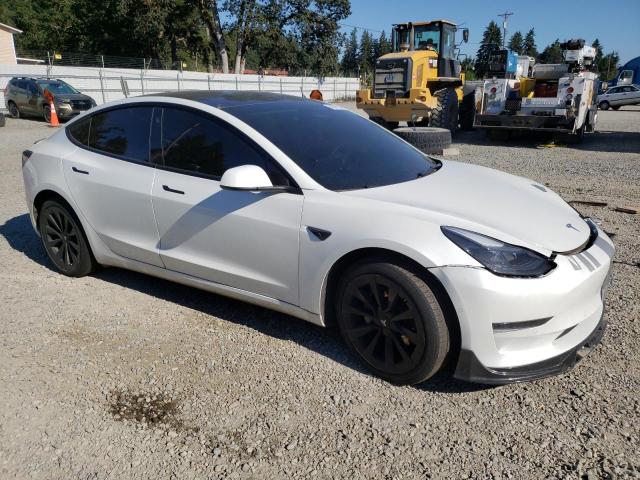 5YJ3E1EA1NF205129 - 2022 TESLA MODEL 3 WHITE photo 4