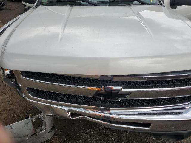 1GCRKSE3XBZ358155 - 2011 CHEVROLET SILVERADO K1500 LT SILVER photo 11