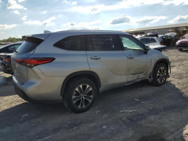 5TDHZRAH9LS500581 - 2020 TOYOTA HIGHLANDER XLE Արծաթագույն լուսանկար 3