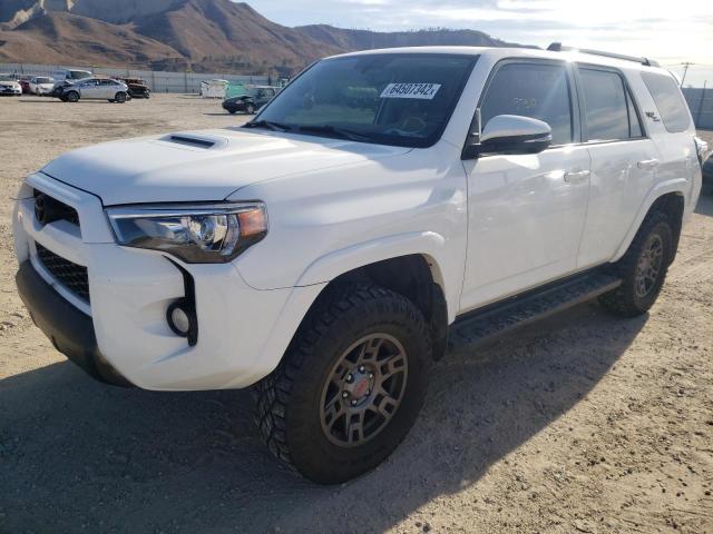 JTEBU5JR6K5714076 - 2019 TOYOTA 4RUNNER SR5 WHITE photo 2