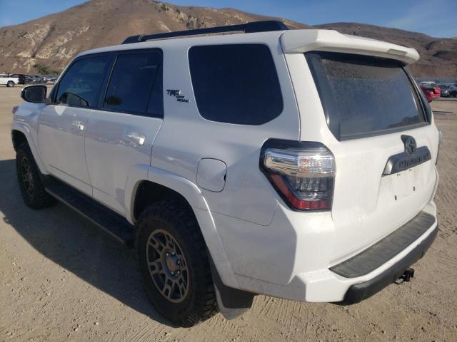 JTEBU5JR6K5714076 - 2019 TOYOTA 4RUNNER SR5 WHITE photo 3