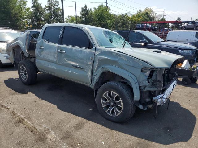 3TMCZ5AN0PM624107 - 2023 TOYOTA TACOMA DOUBLE CAB GRAY photo 4