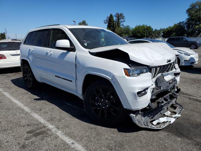 1C4RJEAG9KC681225 - 2019 JEEP GRAND CHER LAREDO WHITE photo 4