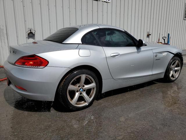 WBALM5C59BE378634 - 2011 BMW Z4 SDRIVE30I SILVER photo 3