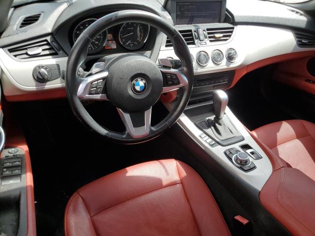 WBALM5C59BE378634 - 2011 BMW Z4 SDRIVE30I SILVER photo 8