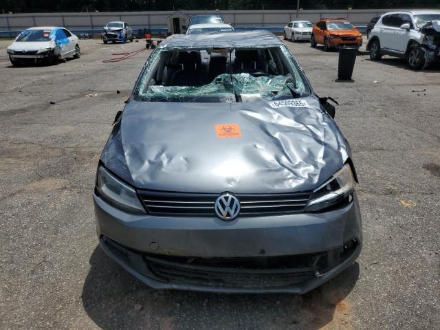 3VWDX7AJ7DM443372 - 2013 VOLKSWAGEN JETTA SE GRAY photo 5