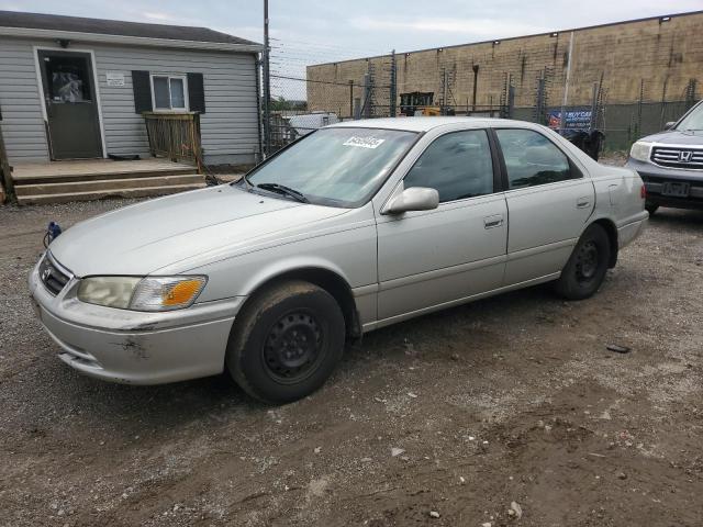 2000 TOYOTA CAMRY CE, 