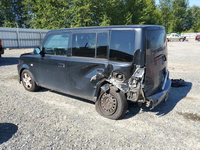JTLKT324964055988 - 2006 TOYOTA SCION XB BLACK photo 2
