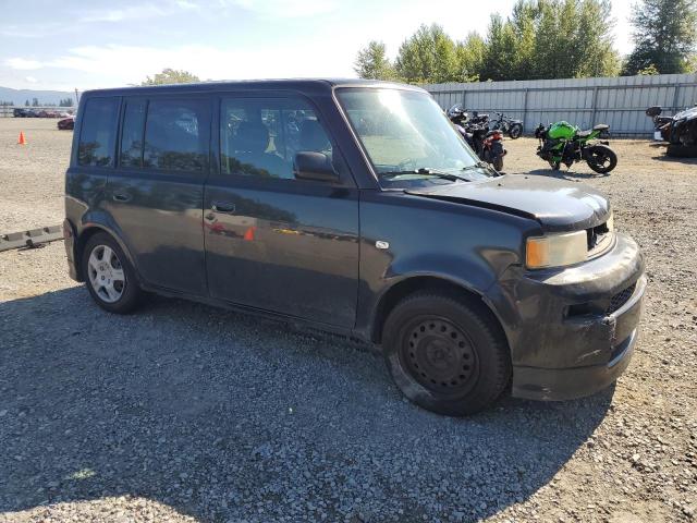 JTLKT324964055988 - 2006 TOYOTA SCION XB BLACK photo 4