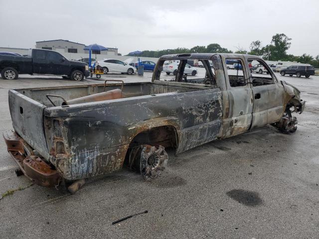 1GCHK29UX7E108881 - 2007 CHEVROLET SILVERADO K2500 HEAVY DUTY BURN photo 3