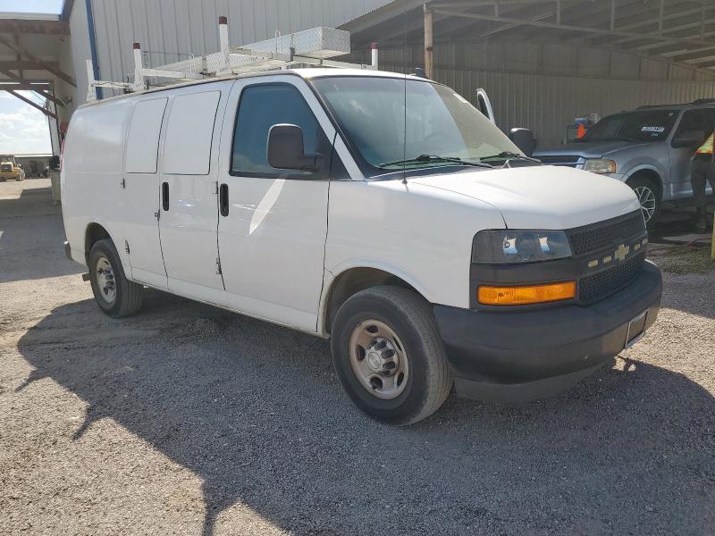 1GCWGAFP7K1236061 - 2019 CHEVROLET EXPRESS G2 白色 照片 4