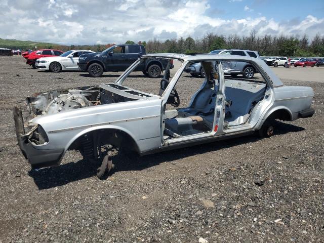 1983 MERCEDES-BENZ 300 DT, null