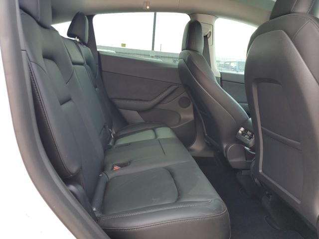 5YJYGDEE6MF211074 - 2021 TESLA MODEL Y أبيض صورة 10