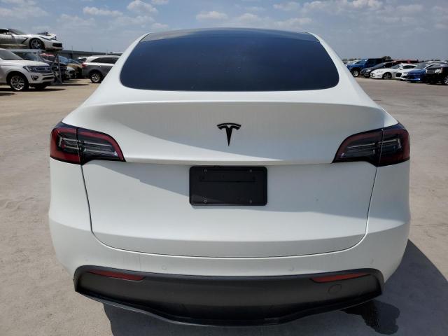 5YJYGDEE6MF211074 - 2021 TESLA MODEL Y أبيض صورة 6