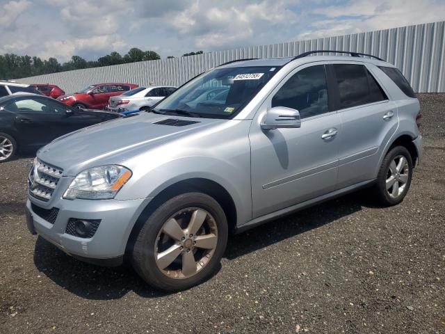4JGBB8GB6BA723840 - 2011 MERCEDES-BENZ ML 350 4MATIC SILVER photo 1