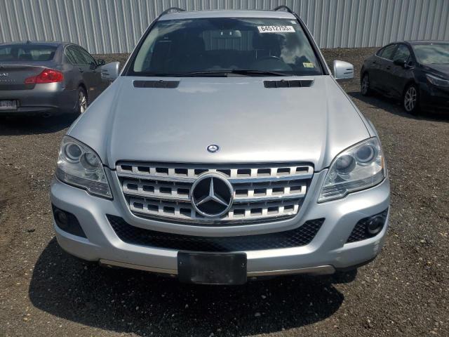 4JGBB8GB6BA723840 - 2011 MERCEDES-BENZ ML 350 4MATIC SILVER photo 5