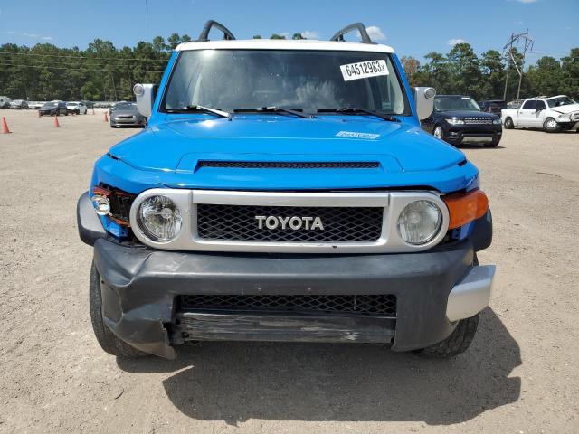 JTEBU11F970044624 - 2007 TOYOTA FJ CRUISER BLUE photo 5