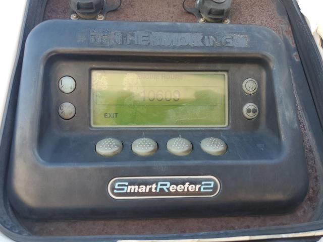 1UYVS2530AM833937 - 2010 UTILITY VS2RA WHITE photo 8