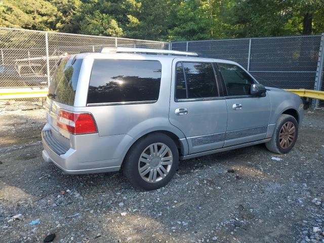 5LMJJ2J5XDEL05059 - 2013 LINCOLN NAVIGATOR 银色 照片 3