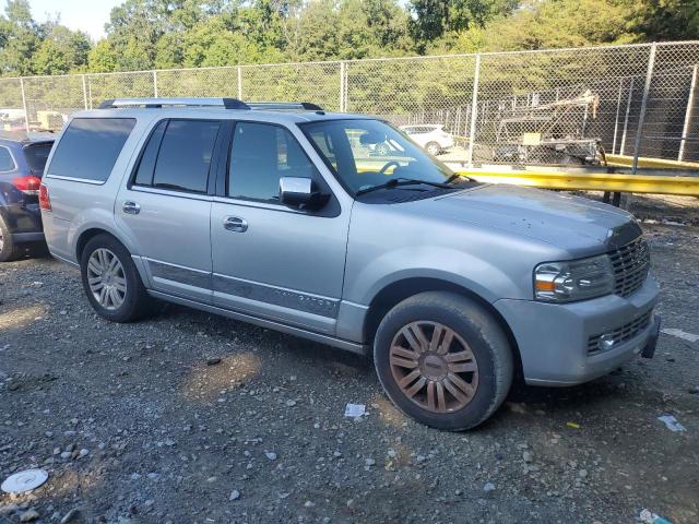 5LMJJ2J5XDEL05059 - 2013 LINCOLN NAVIGATOR 银色 照片 4