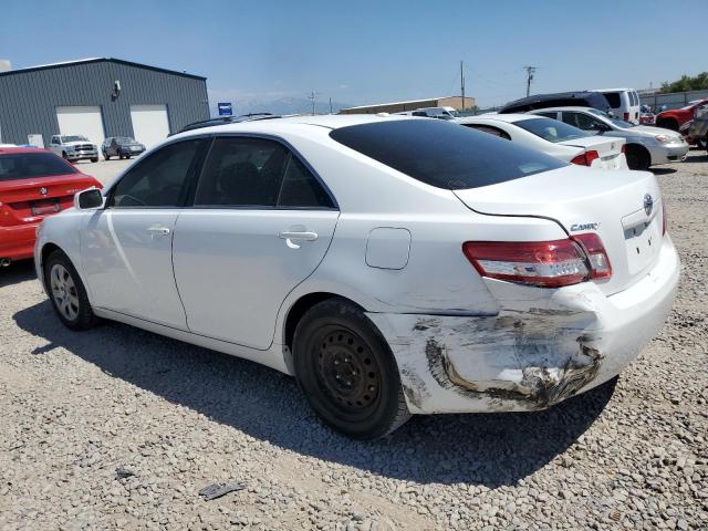4T1BF3EK3AU546185 - 2010 TOYOTA CAMRY BASE WHITE photo 2