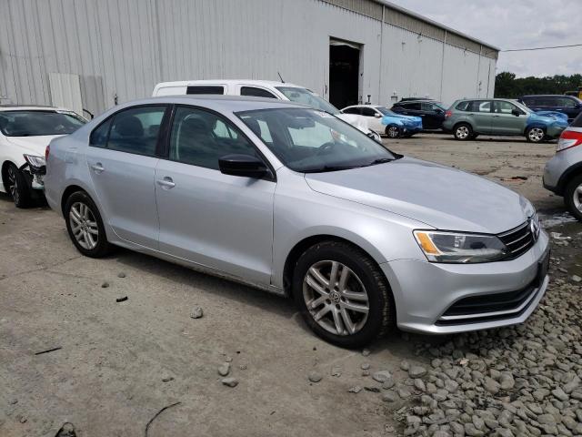 3VW2K7AJXFM217156 - 2015 VOLKSWAGEN JETTA BASE 银色 照片 4