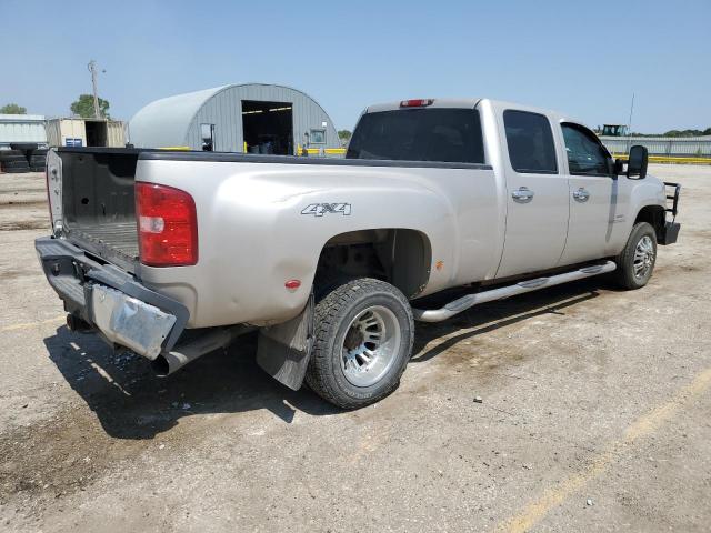 1GTJK33638F184293 - 2008 GMC SIERRA K3500 SILVER photo 3