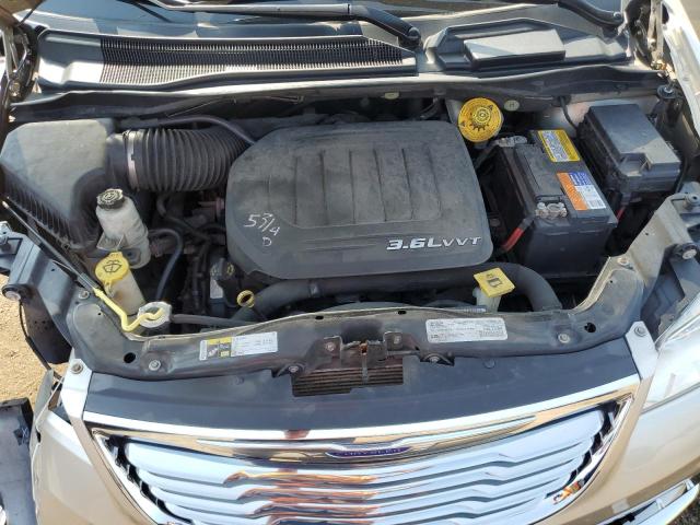 2C4RC1BG5FR675422 - 2015 CHRYSLER TOWN & COU TOURING BEIGE photo 12