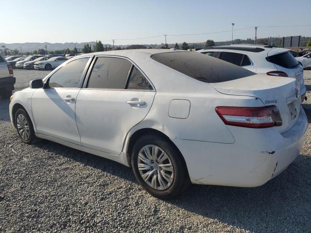 4T1BF3EKXBU759751 - 2011 TOYOTA CAMRY BASE WHITE photo 2