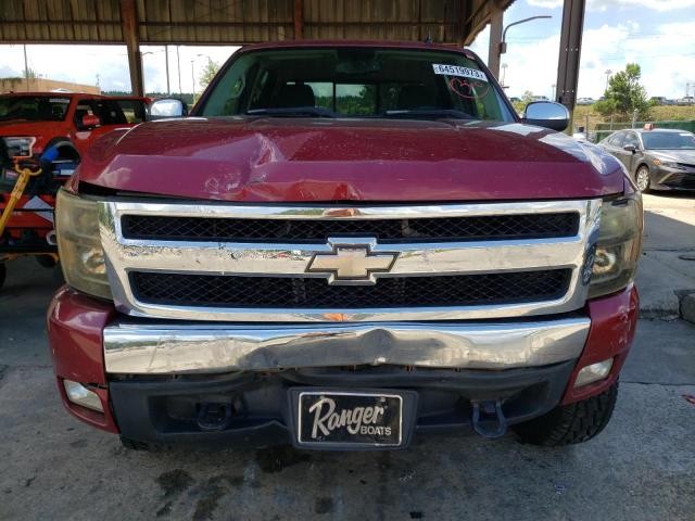 2GCEK13M971609381 - 2007 CHEVROLET SILVERADO K1500 CREW CAB MAROON photo 5