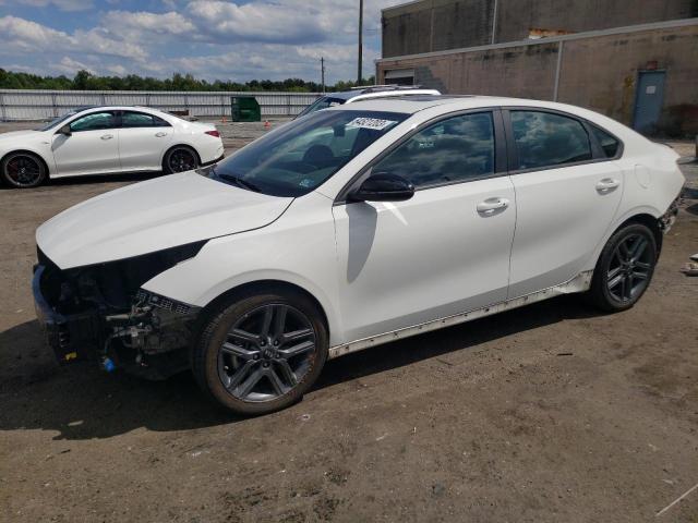 3KPF34AD3ME341318 - 2021 KIA FORTE GT LINE WHITE photo 1