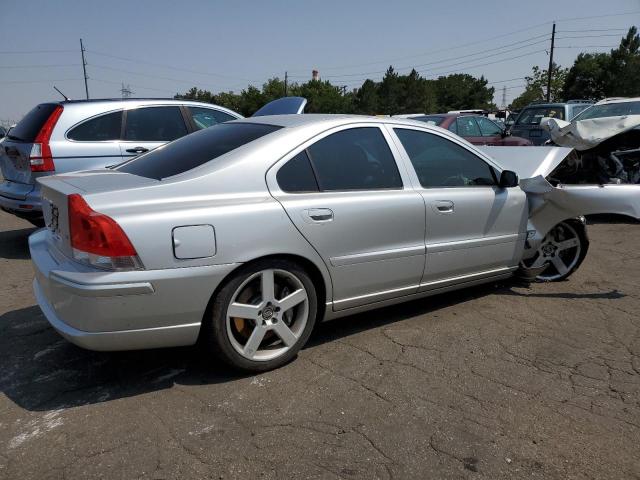 YV1RH527352477163 - 2005 VOLVO S60 R 银色 照片 3