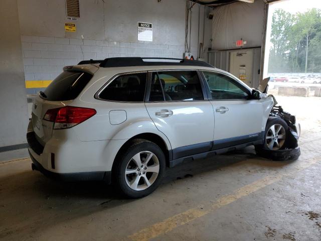 4S4BRCKC3D3282514 - 2013 SUBARU OUTBACK 2.5I LIMITED WHITE photo 3