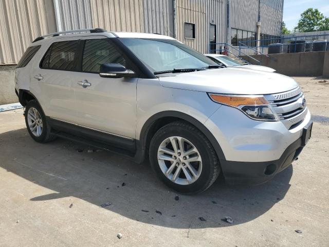 1FM5K8D82DGB18977 - 2013 FORD EXPLORER XLT SILVER photo 4