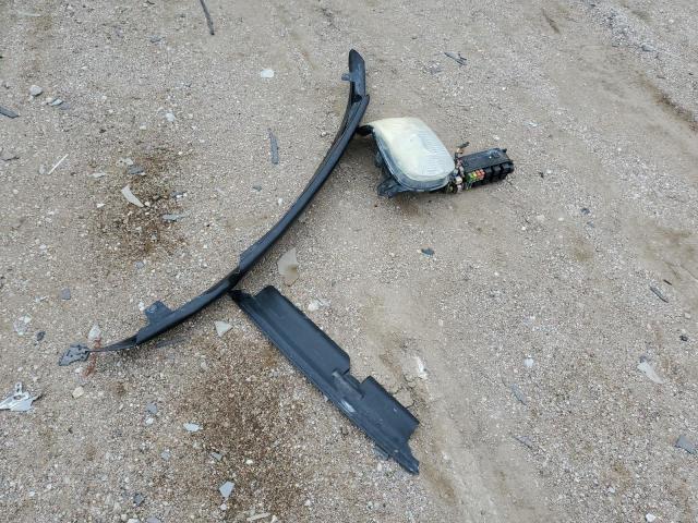 1FMCU03103KB75066 - 2003 FORD ESCAPE XLT 银色 照片 12