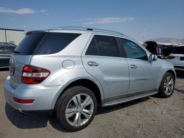 4JGBB8GB3AA606487 - 2010 MERCEDES-BENZ ML 350 4MATIC SILVER photo 3