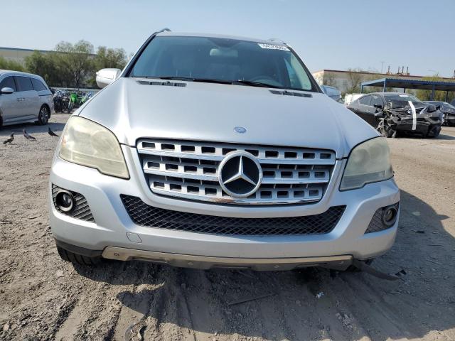4JGBB8GB3AA606487 - 2010 MERCEDES-BENZ ML 350 4MATIC SILVER photo 5