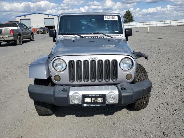 1C4BJWEG4DL657242 - 2013 JEEP WRANGLER U SAHARA Gümüş foto 5