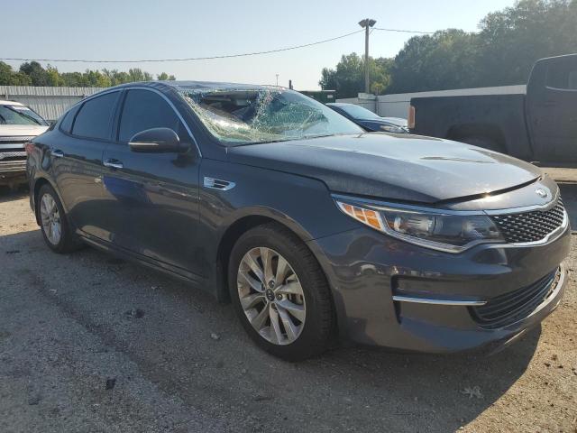 5XXGU4L32JG231627 - 2018 KIA OPTIMA EX BLACK photo 4