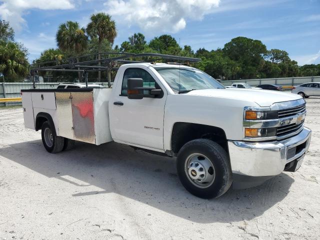 1GB3CYCG8JF104279 - 2018 CHEVROLET SILVERADO C3500 WHITE photo 1