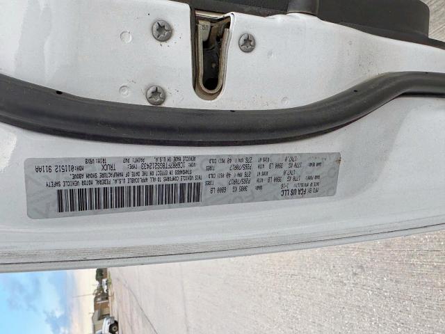 1C6RR7FT8GS212433 - 2016 RAM 1500 ST WHITE photo 10