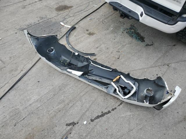 5TEJU62N88Z531334 - 2008 TOYOTA TACOMA DOUBLE CAB PRERUNNER WHITE photo 12