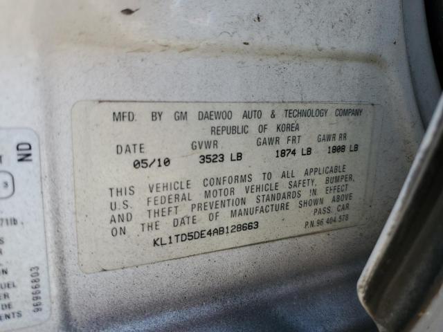 KL1TD5DE4AB128663 - 2010 CHEVROLET AVEO LS 灰色 照片 12