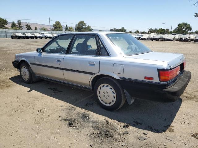 JT2SV21E3L3430410 - 1990 TOYOTA CAMRY DLX 银色 照片 2