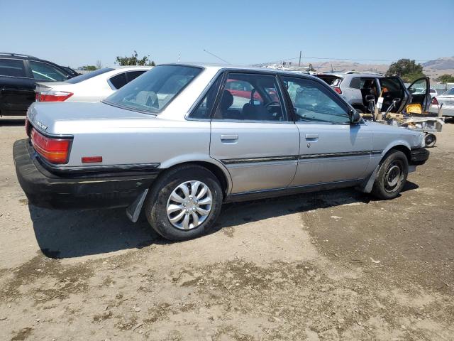 JT2SV21E3L3430410 - 1990 TOYOTA CAMRY DLX 银色 照片 3