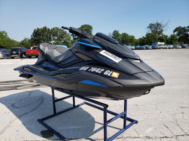 YAMA1104F020 - 2020 YAMAHA WAVERUNNER BLACK photo 1